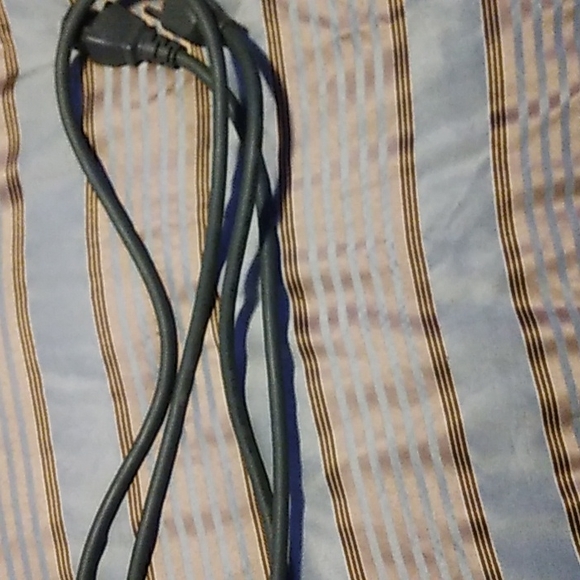 X Box 360 - Picture 5 of 6